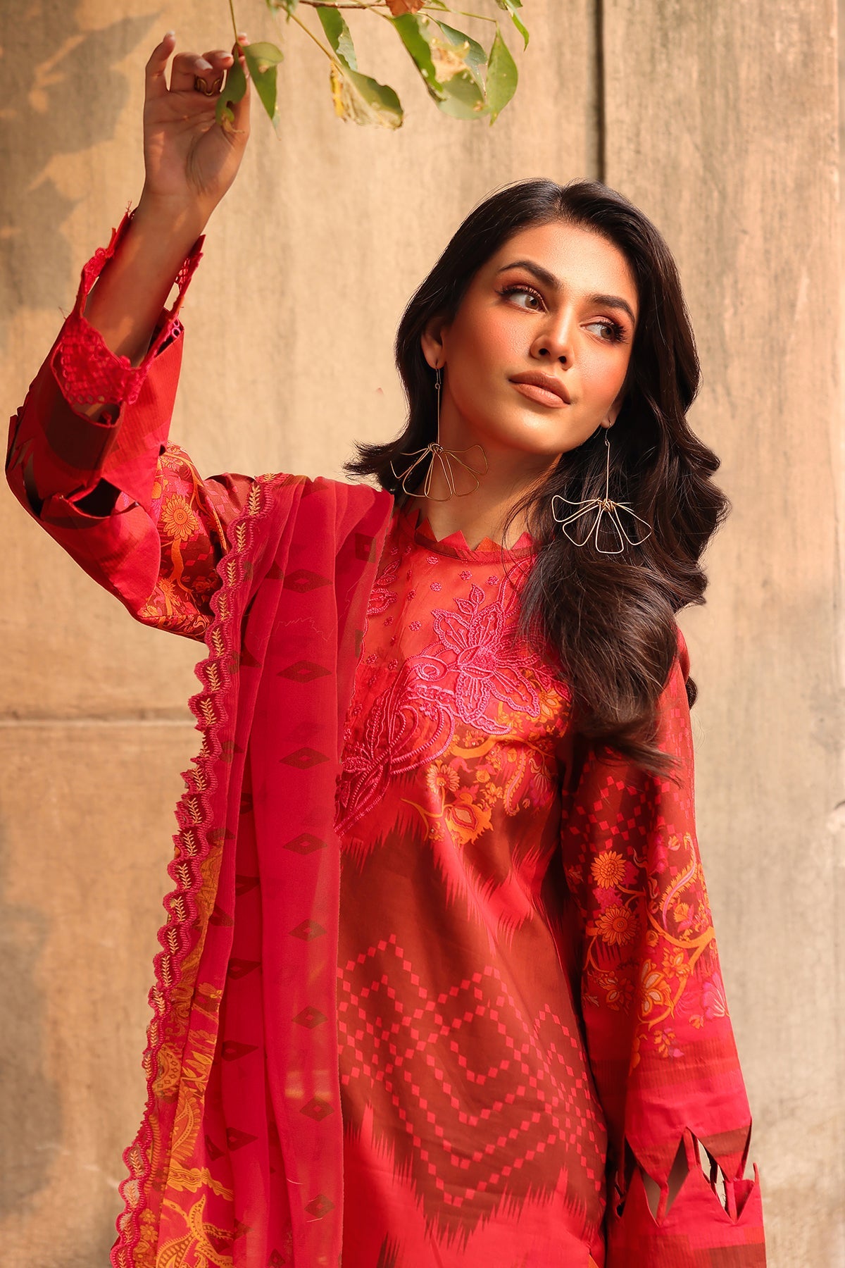 3-PC Embroidered Lawn Shirt with Embroidered Chiffon Dupatta and Trouser DSCC4-15
