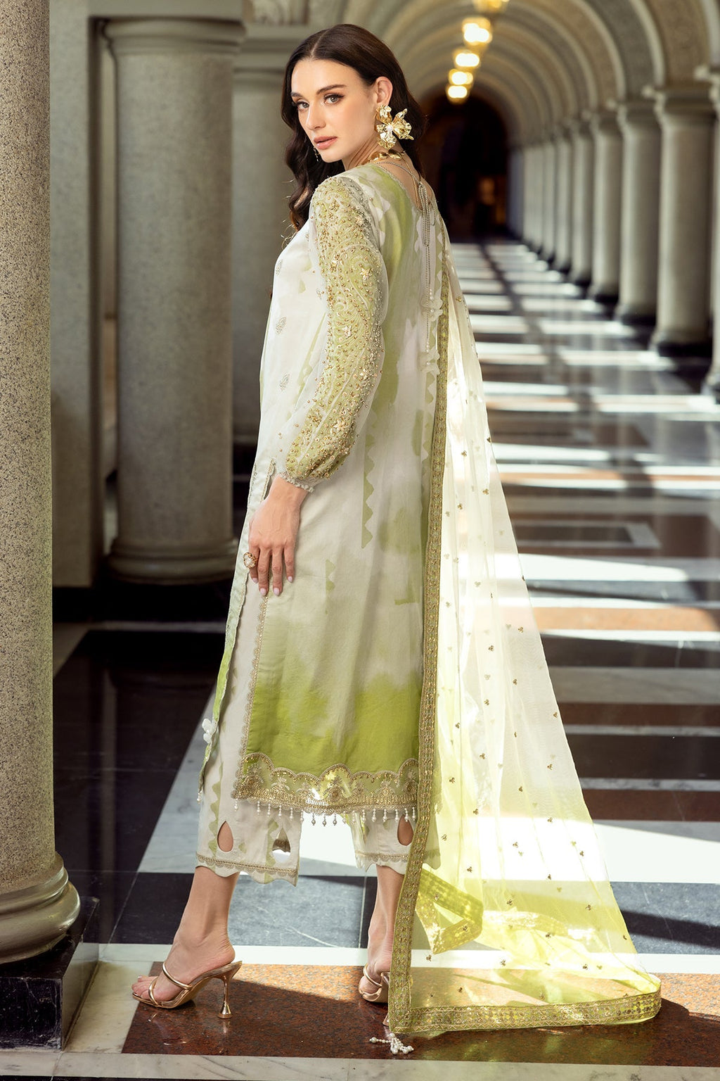 3-PC Charizma Festive Collection ED5-02 P