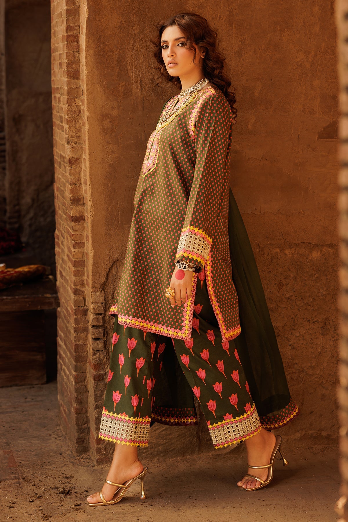 3-PC Embroidered Lawn Suit CNP-5-38
