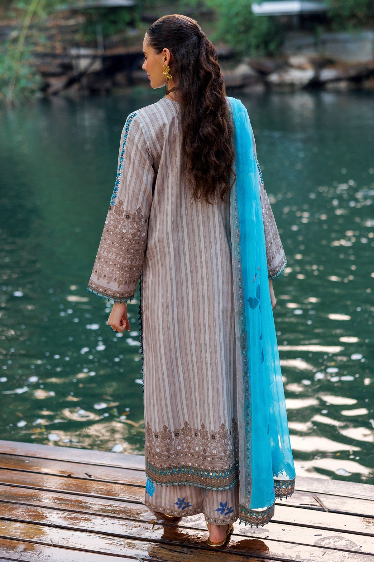 3-PC Unstitched Embroidered Lawn Collection CC6-09