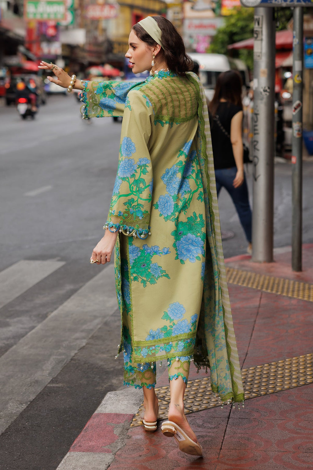 3-PC Unstitched Embroidered Lawn Collection CRB5-17