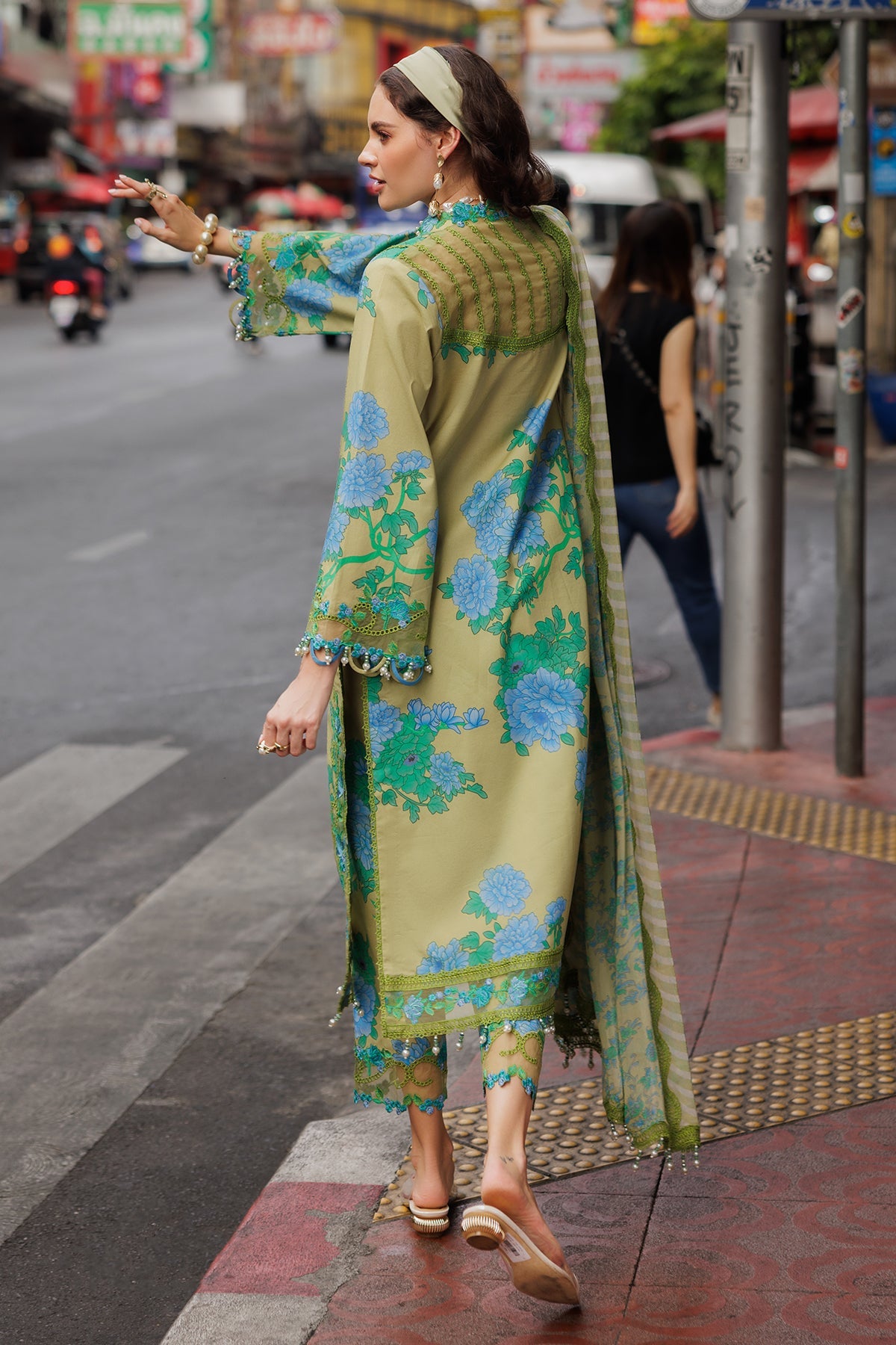 3-PC Unstitched Embroidered Lawn Collection CRB5-17