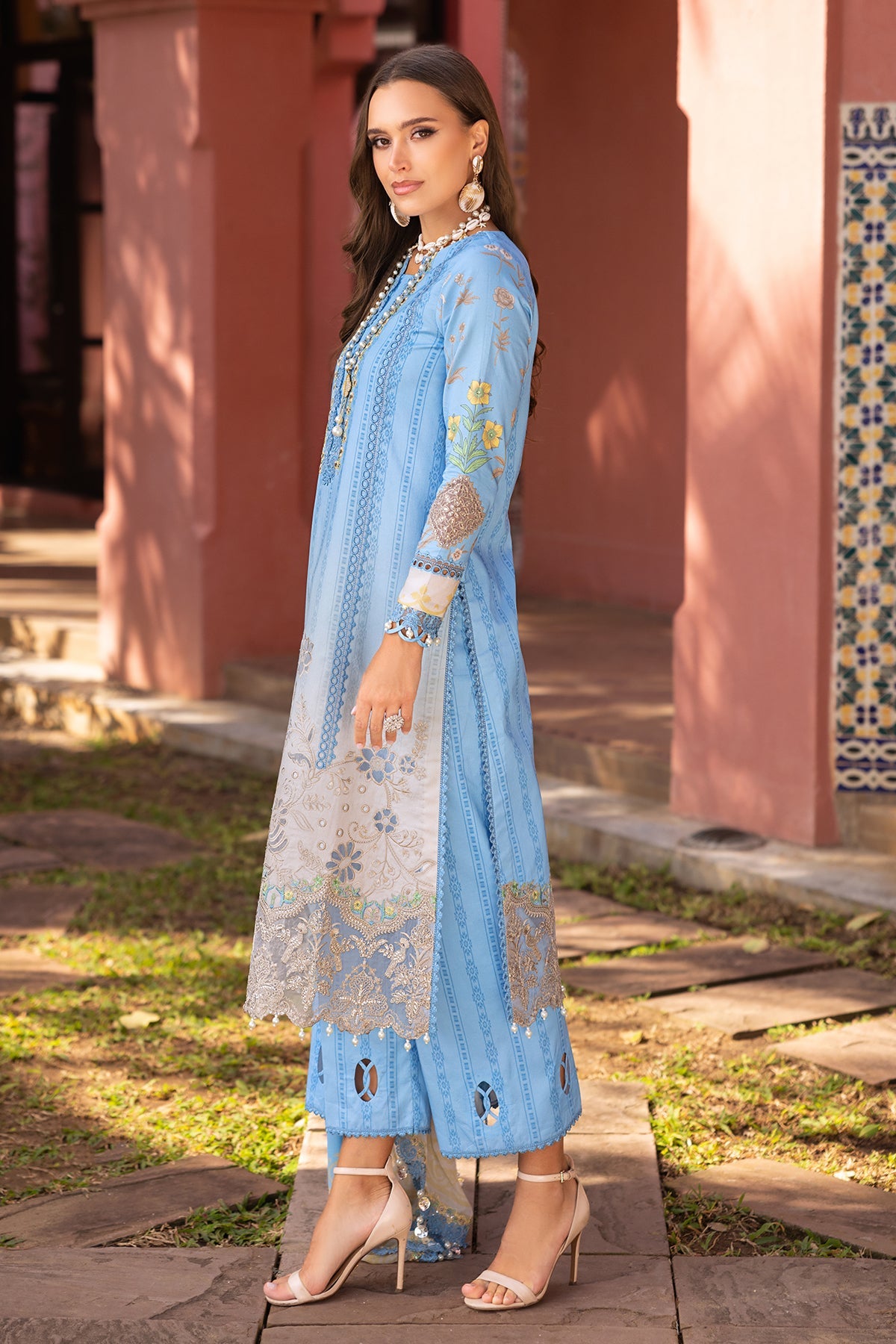 3-PC Unstitched Embroidered Lawn Collection SN5-04