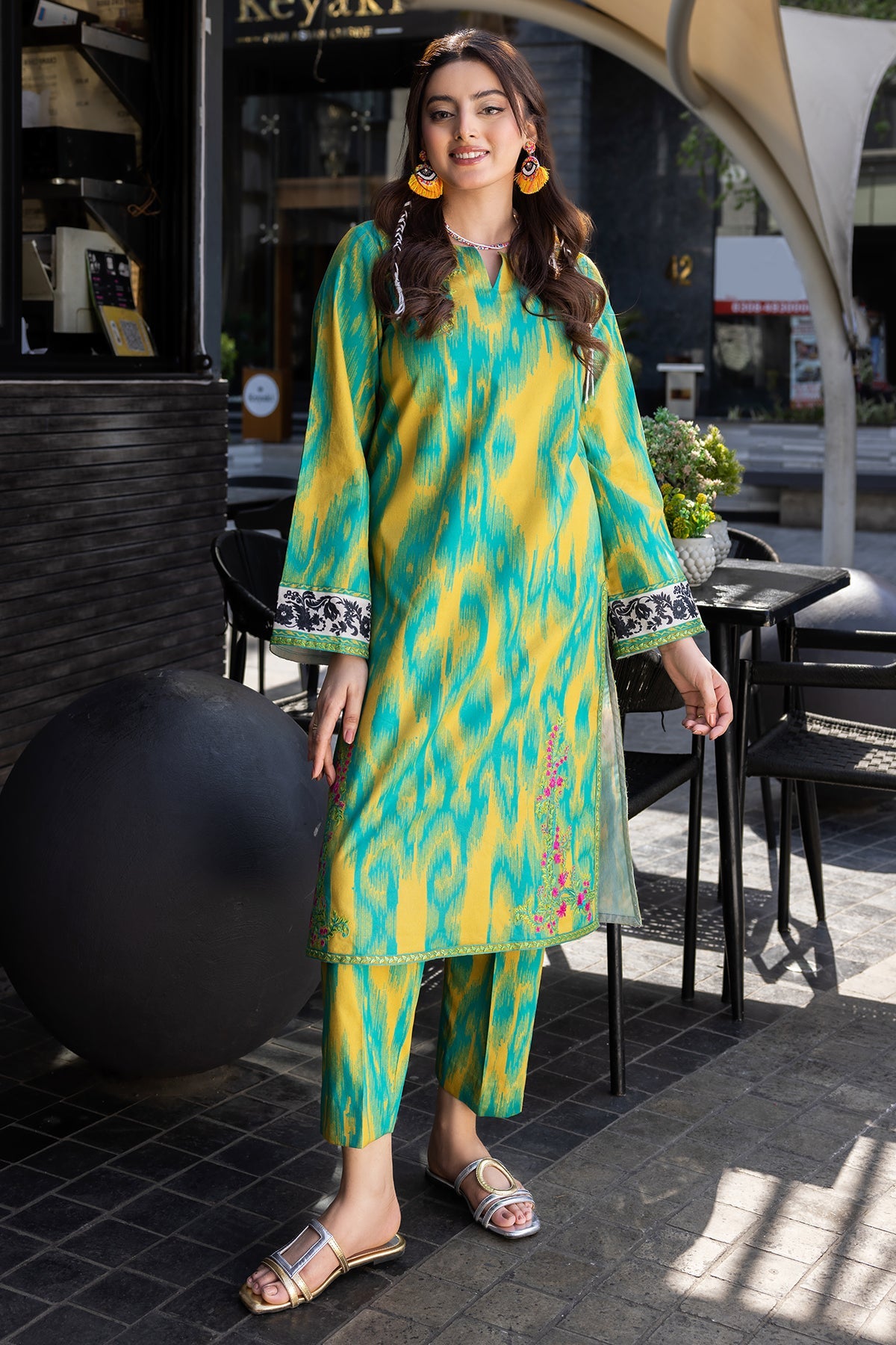 2-PC Printed Lawn Suit CPM-5-69Z