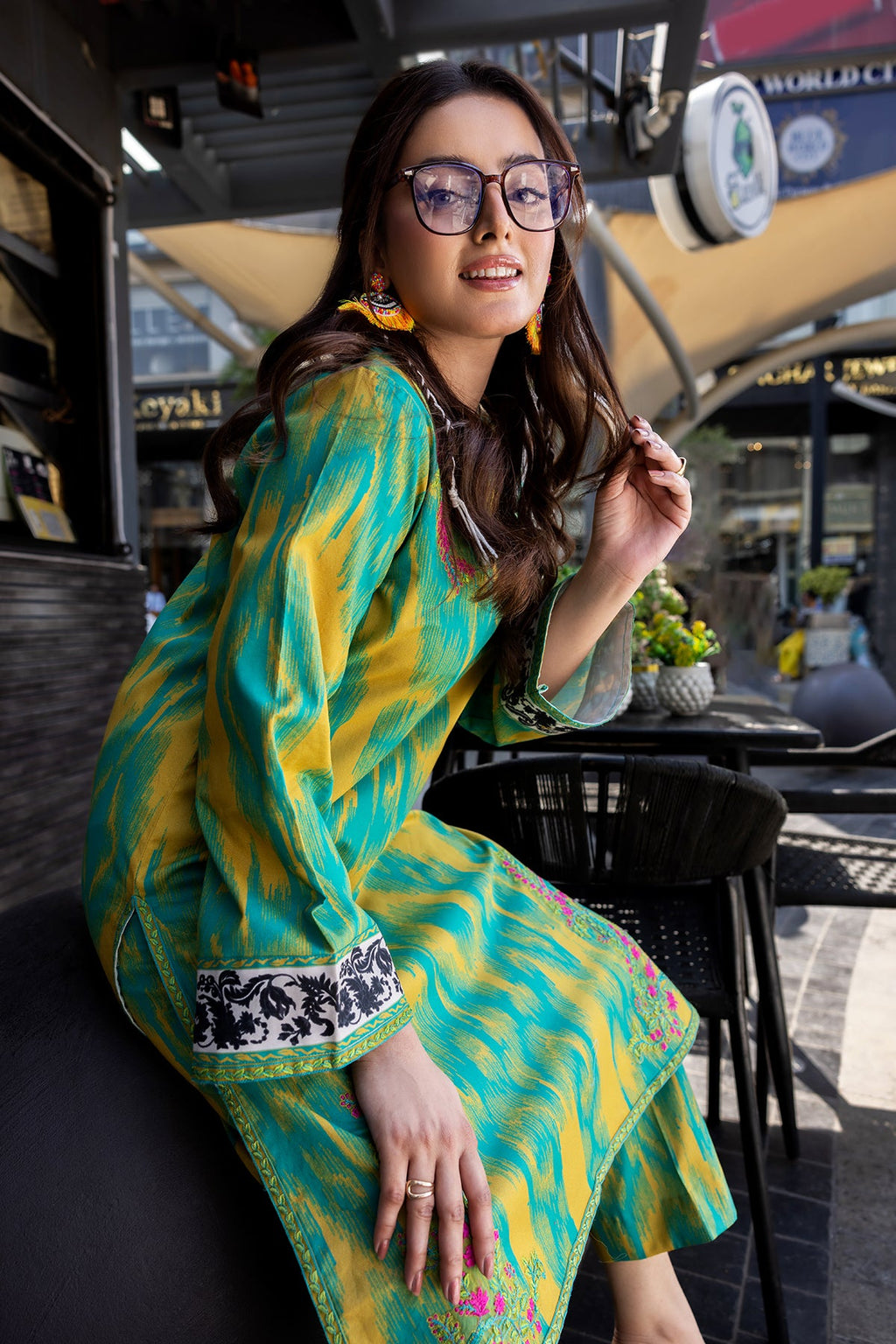 2-PC Printed Lawn Suit CPM-5-69Z