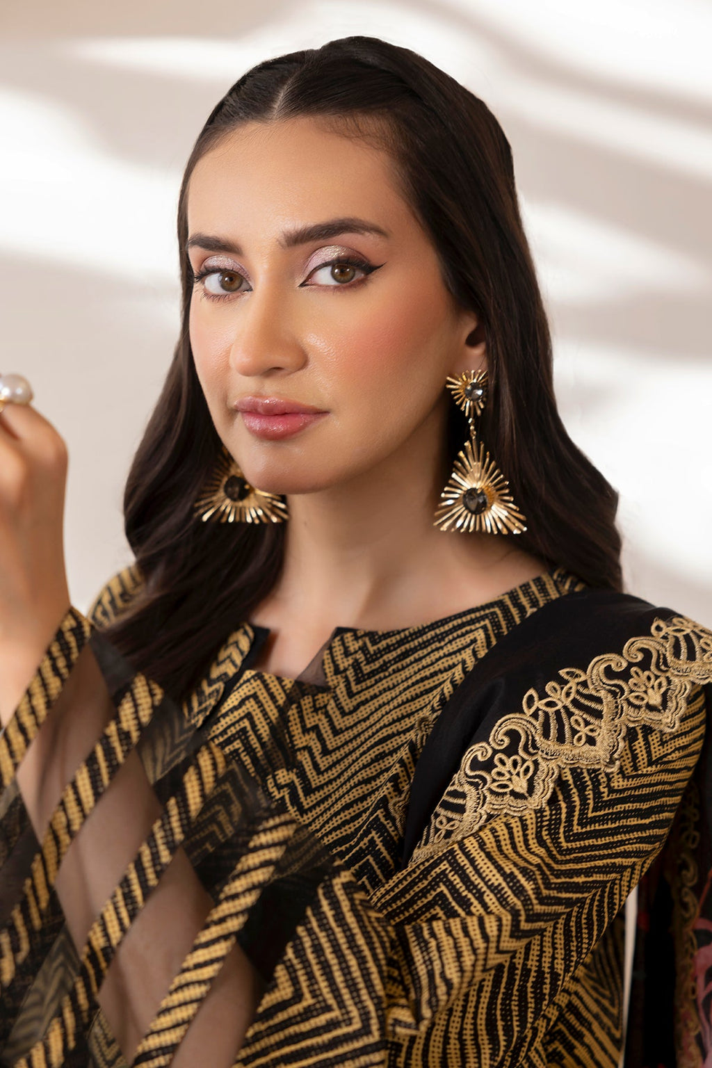 3-PC Unstitched Embroidered Lawn Collection CB5-01