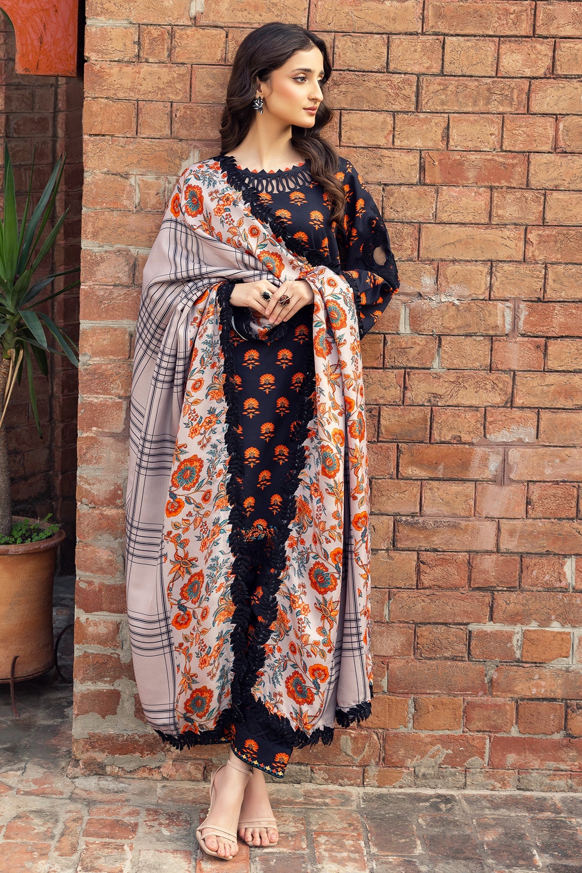 3-PC Embroidered Staple Shirt with Staple Shawl and Trouser DSWCC4-34