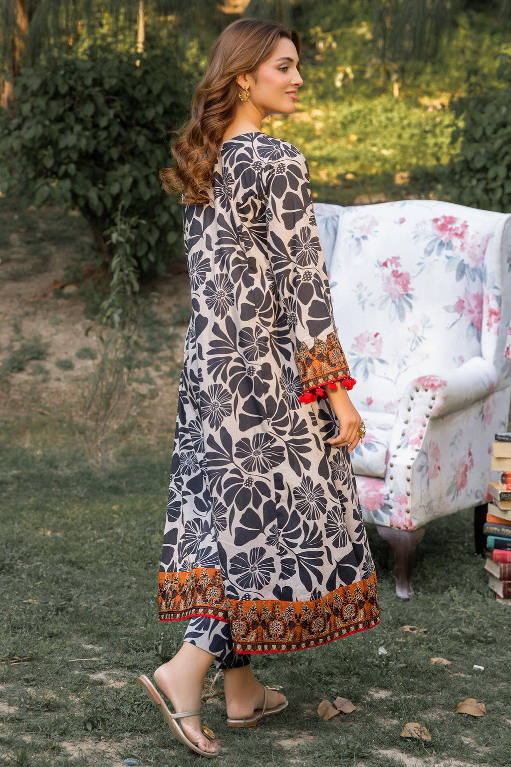 2-PC Embroidered Lawn Suit CNP-5-012