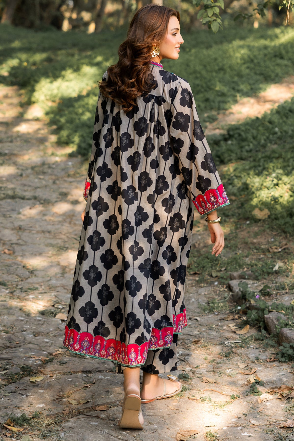 2-PC Embroidered Lawn Suit CNP-5-05A