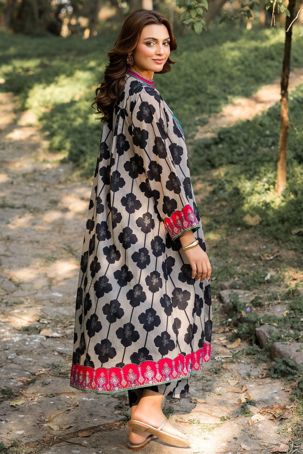 2-PC Embroidered Lawn Suit CNP-5-05A