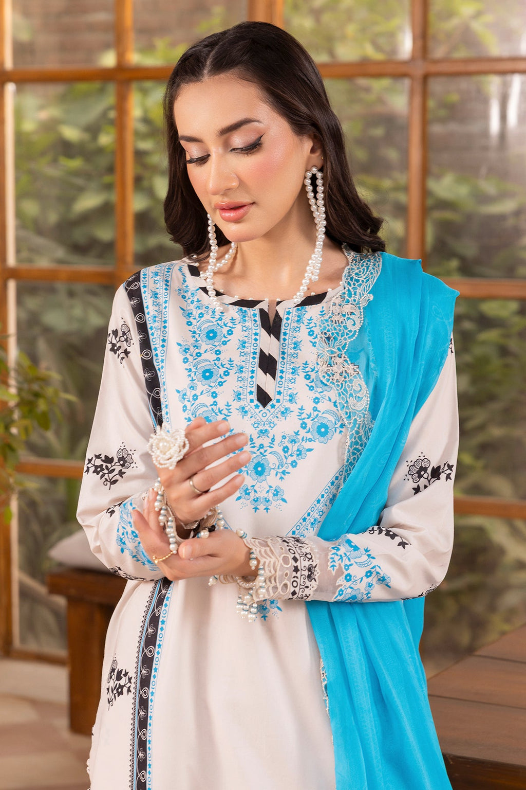 3-PC Unstitched Embroidered Lawn Collection CB5-03