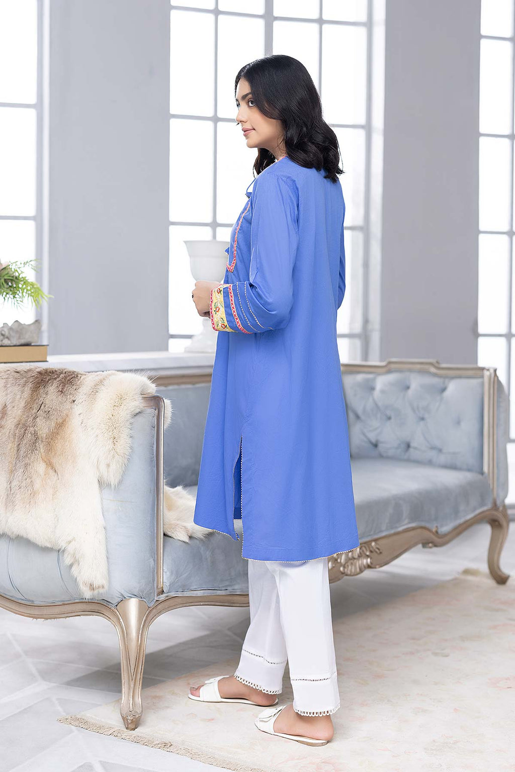 1-Pc Embroidered Lawn Shirt CNP22-99