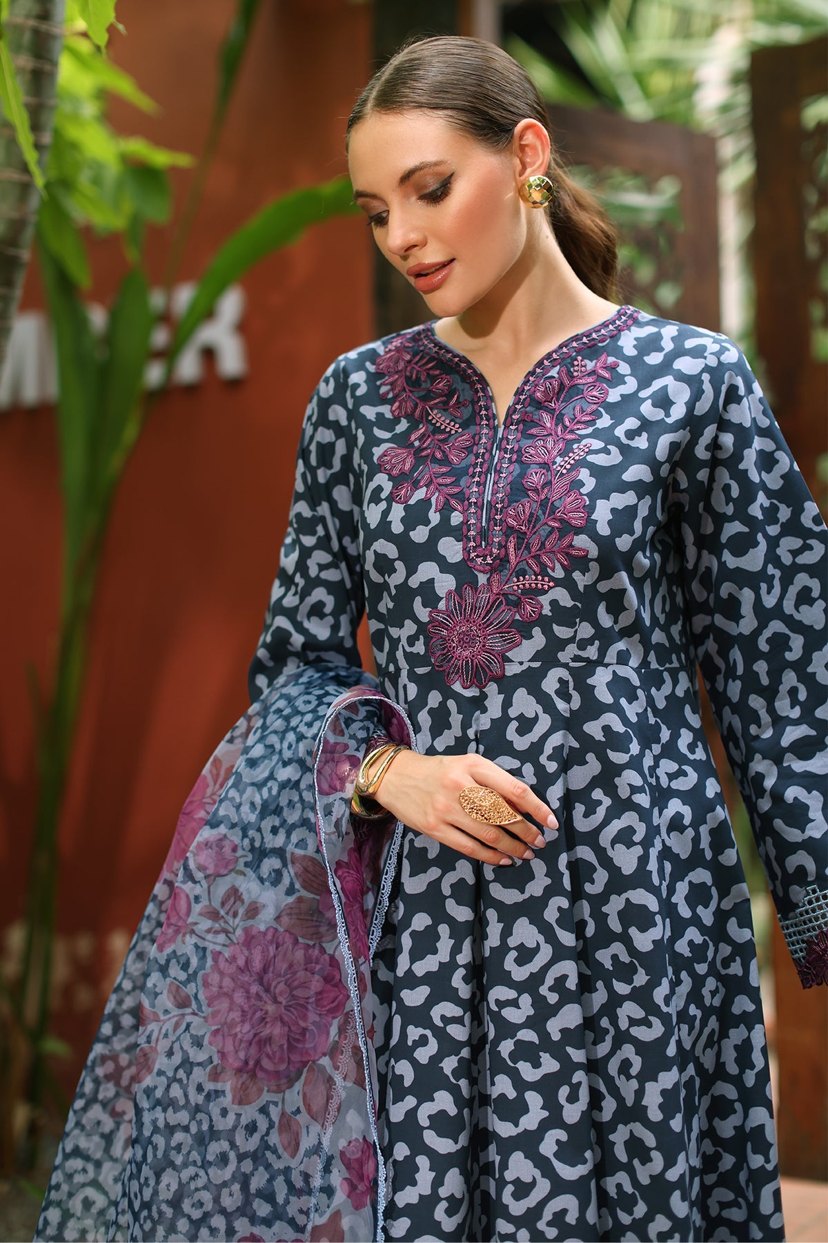 2-PC Embroidered Cotton Suit CNP-5-105Z