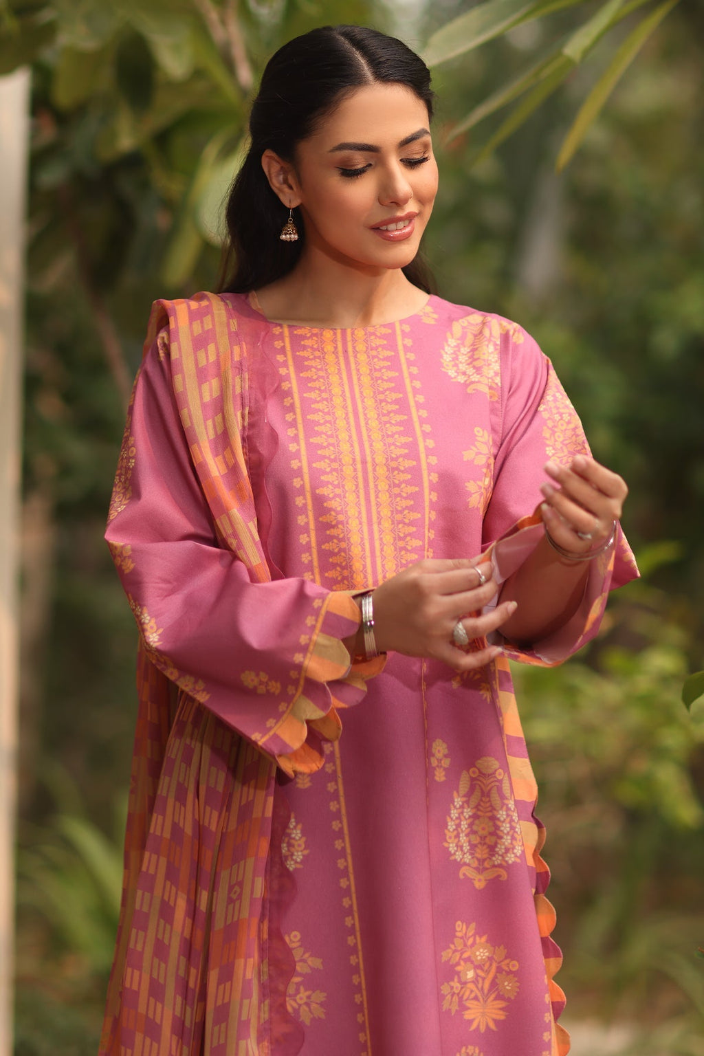 3-PC Printed Lawn Shirt with Chiffon Dupatta and Trouser DCSP4-8