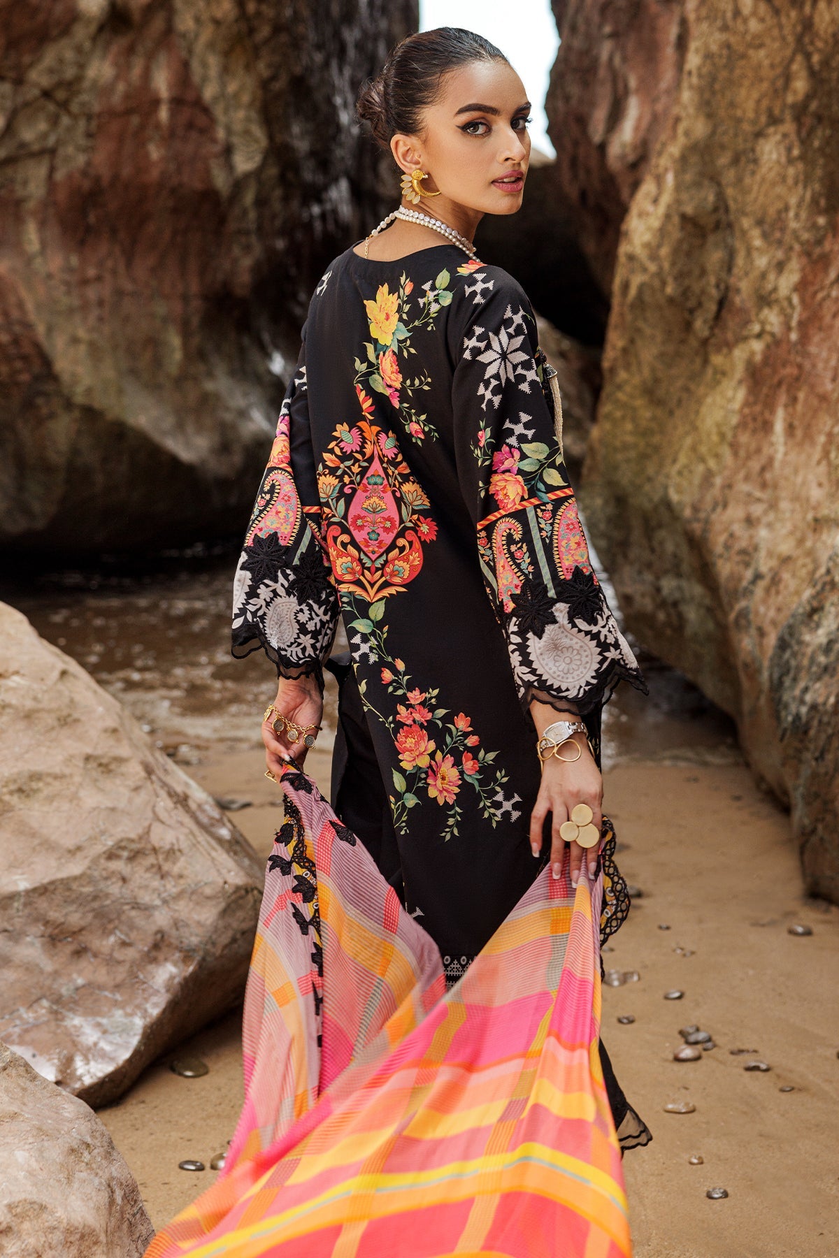 3-PC Embroidered Lawn Shirt with Embroidered Chiffon Dupatta and Trouser DSCC4-28