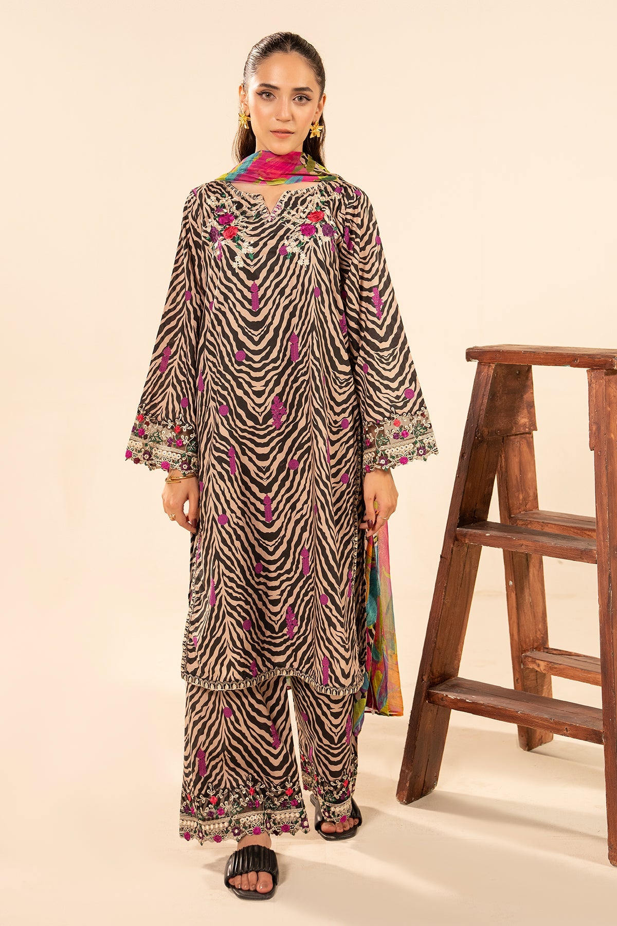 2-PC Printed Lawn Suit CNP-5-216Z