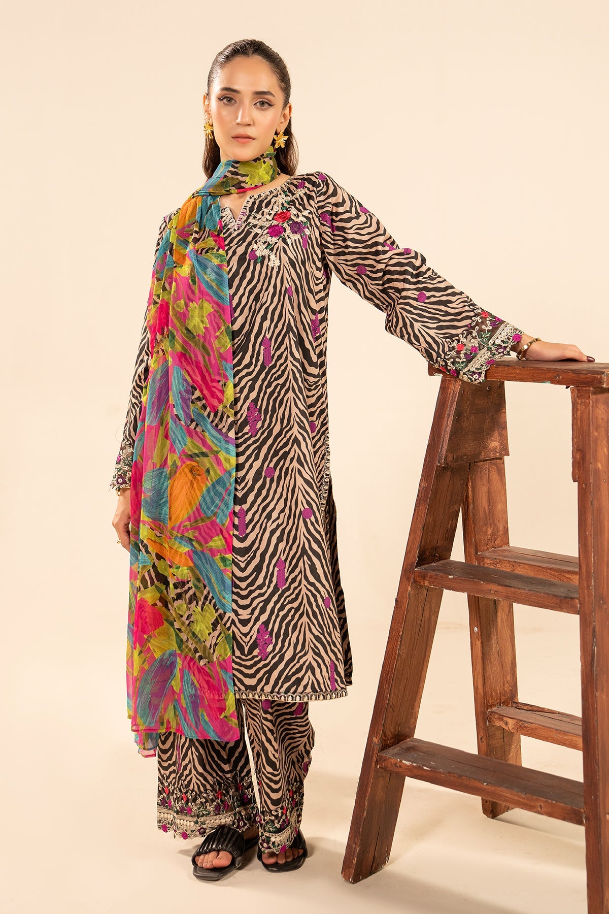 2-PC Printed Lawn Suit CNP-5-216Z