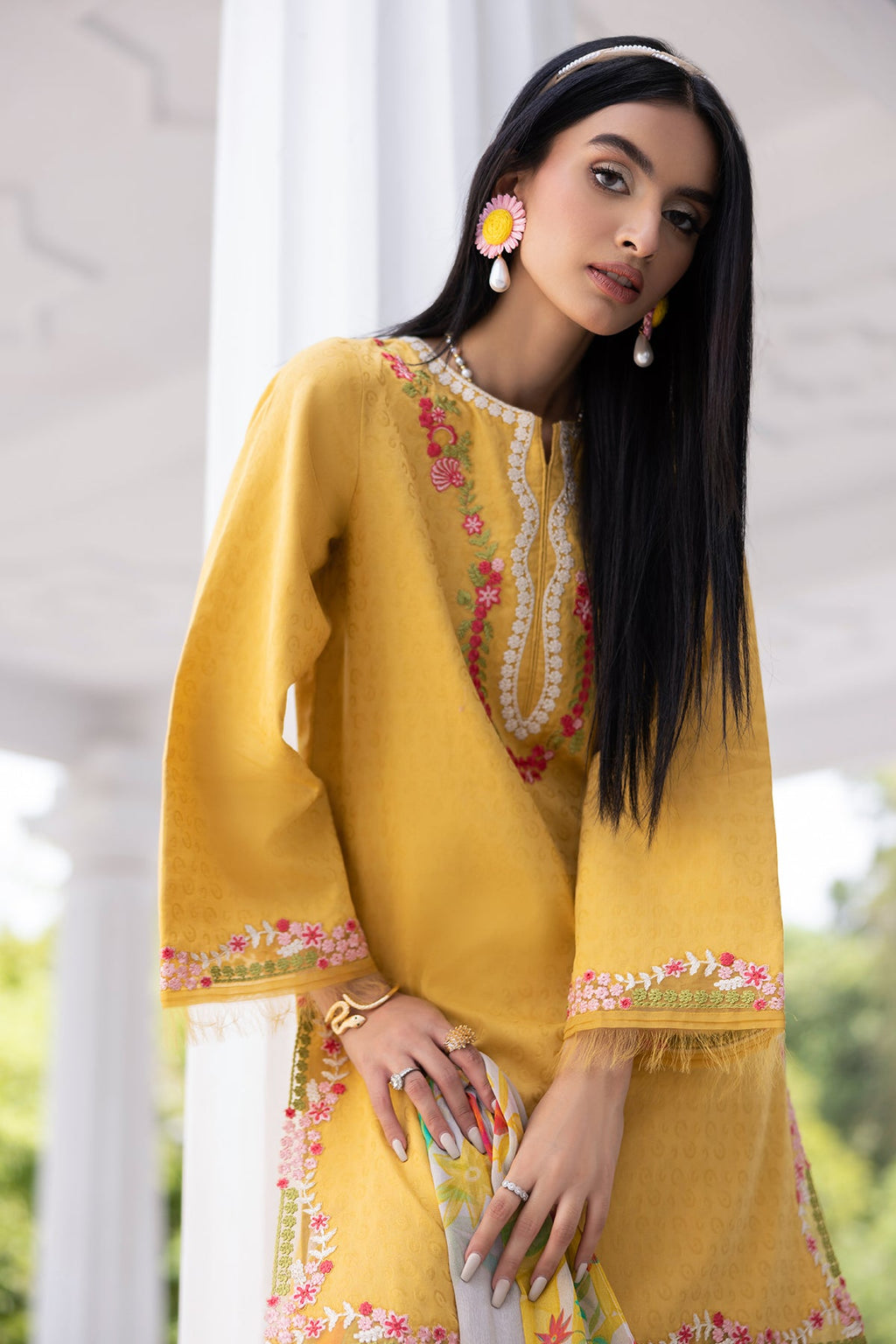 3-PC Embroidered Lawn Suit CNP-5-093Z (AIRA)