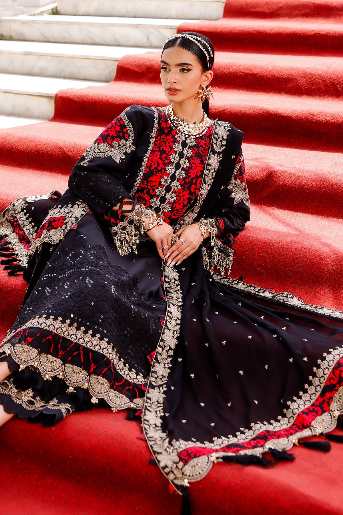 3-PC Unstitched Embroidered Lawn Collection CT5-09